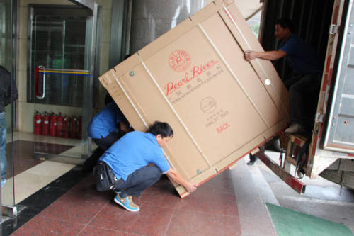 黄埔钢琴贵重工艺品无忧运